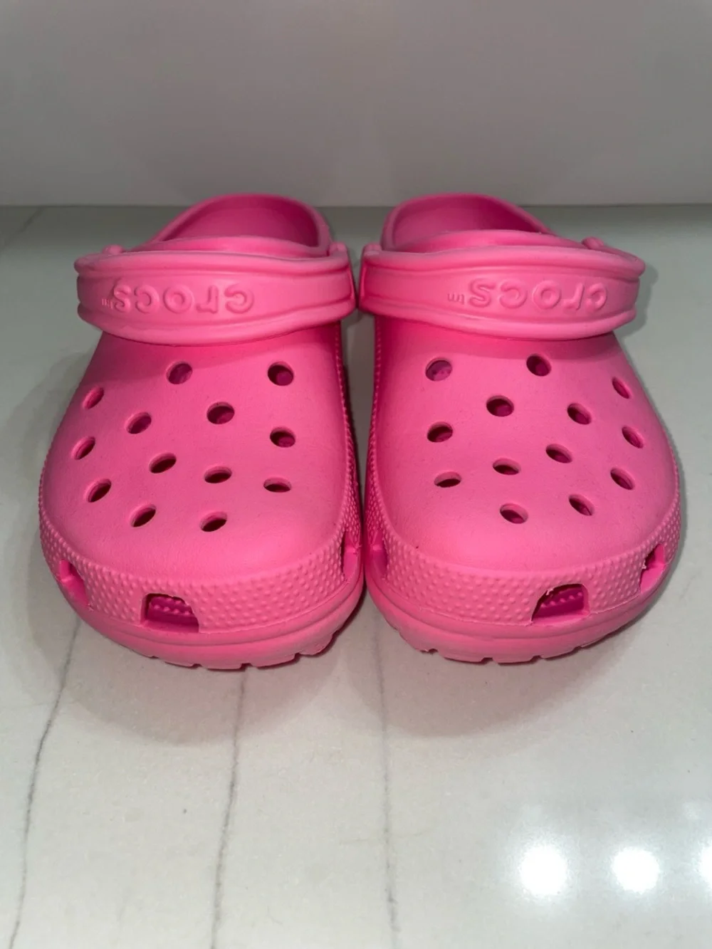 CROCS signature clog